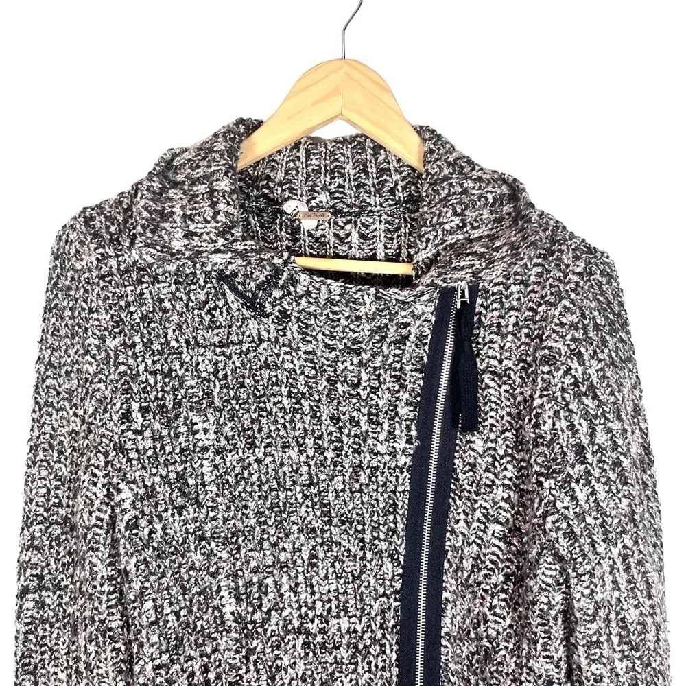 Free People Ribbed Knit Asymmetrical Zipper Moto Jacket Size Medium - Picture 5 of 8